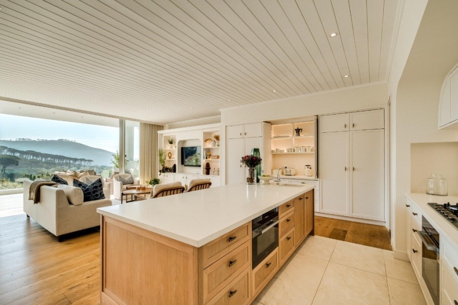 4 Bedroom Property for Sale in Higgovale Western Cape